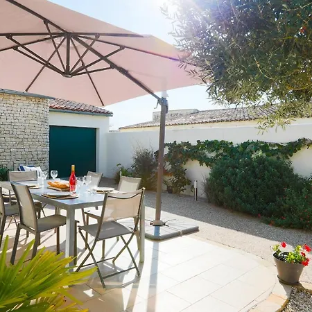 Holiday home Maison Cosy Au Coeur Du Village *